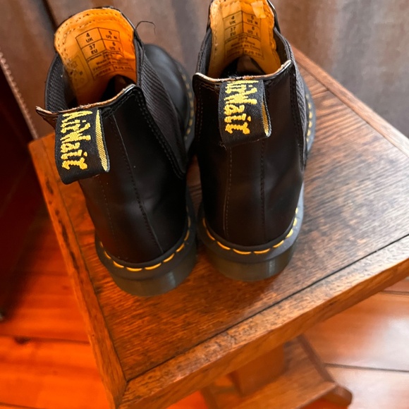 Dr. Martens Chelsea Boots - Picture 5 of 7
